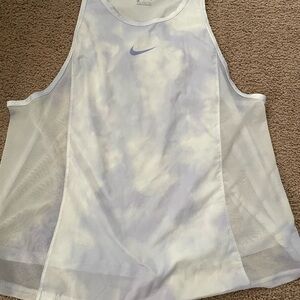 Nike White Silver Tank Top Moisture-Wicking Athletic